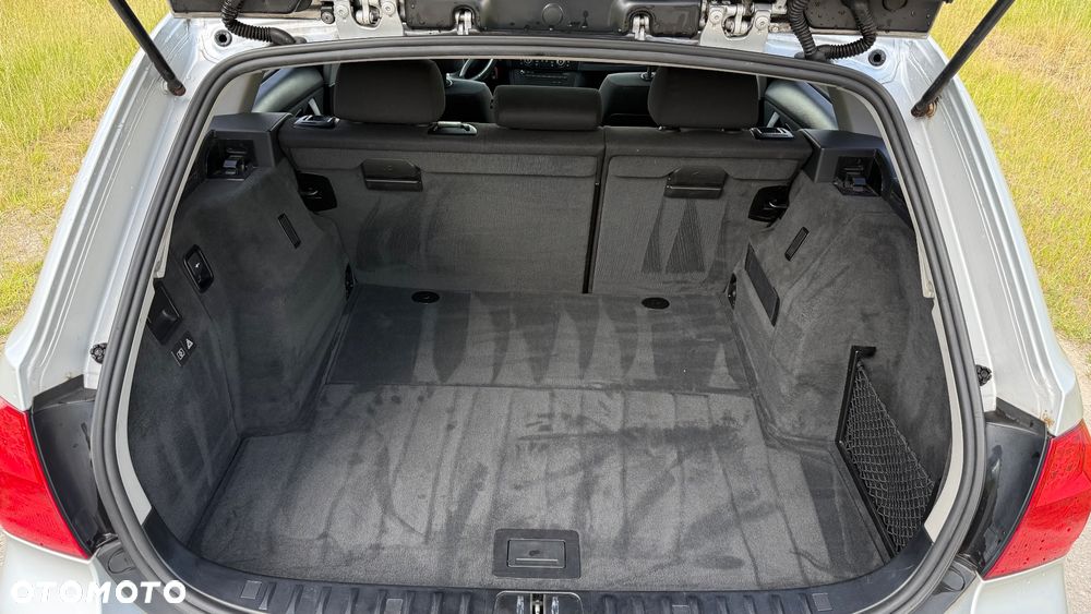 BMW Seria 3 320d DPF - 24