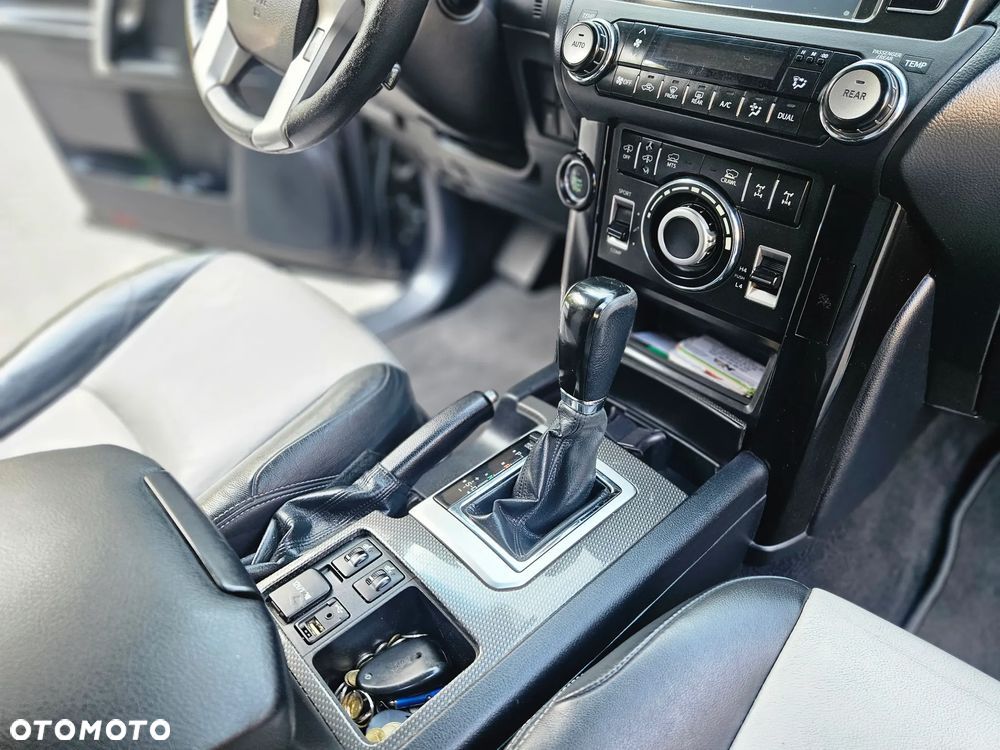 Toyota Land Cruiser LC 3.0 D-4D Executive - 30