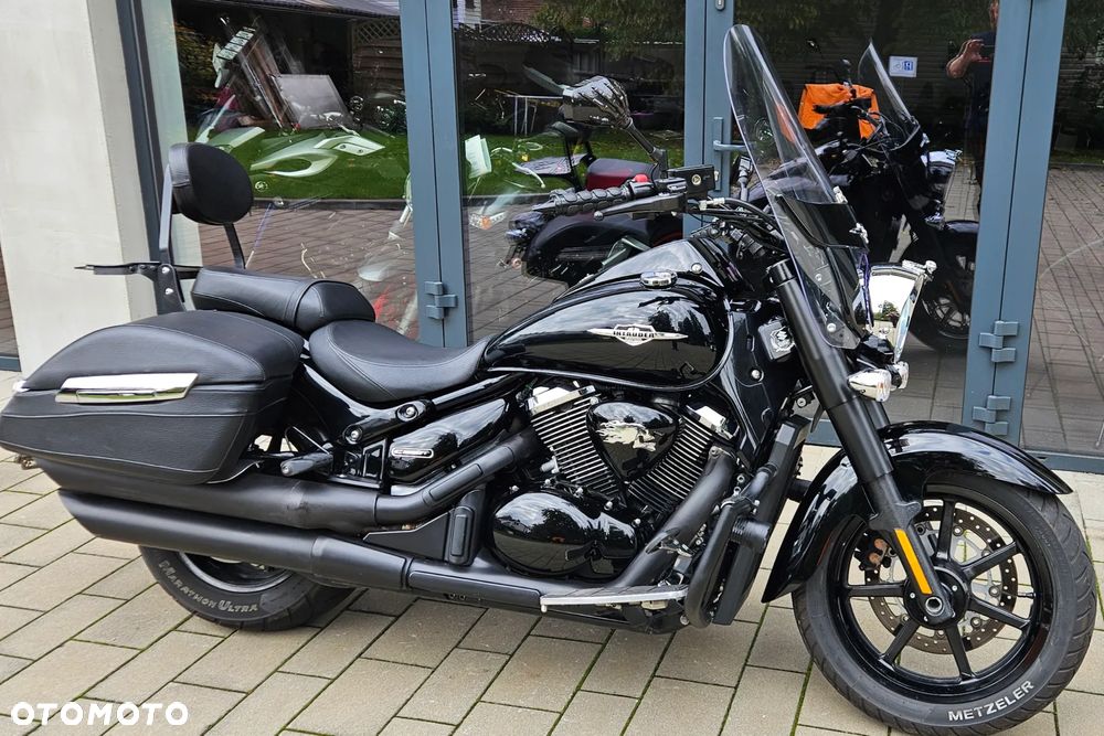 Suzuki Intruder - 23