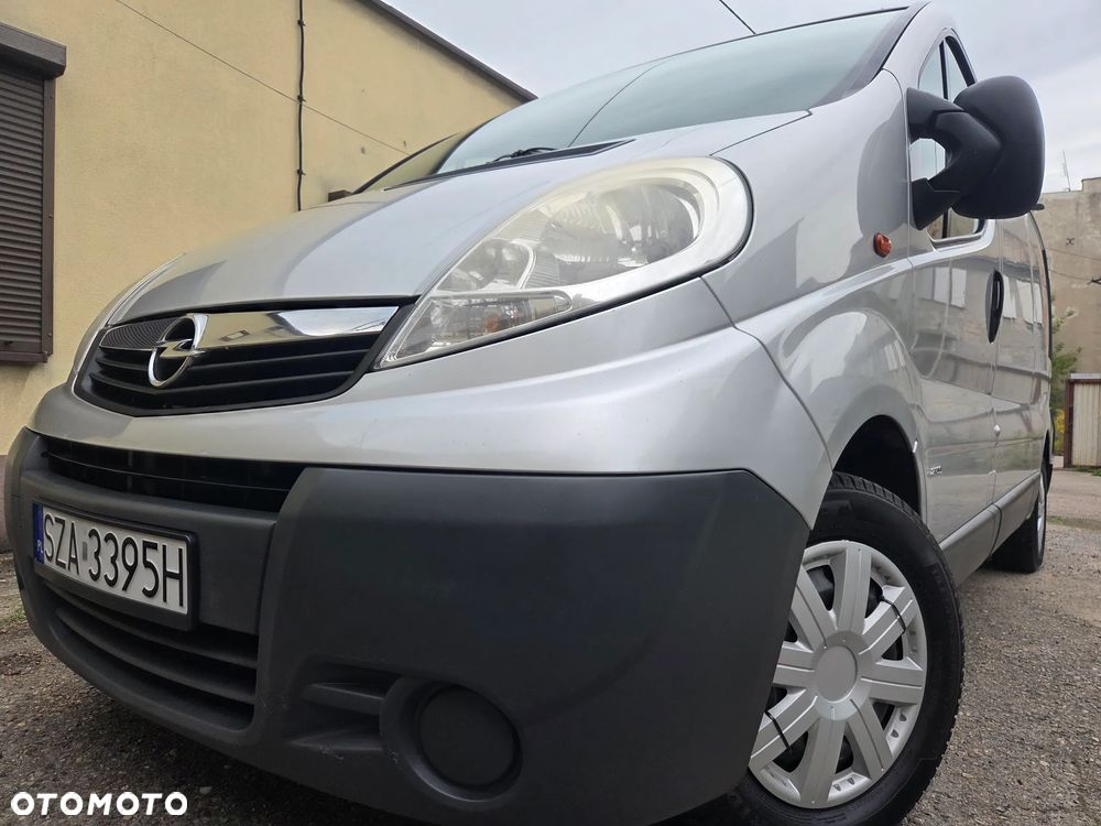 Opel Vivaro - 1