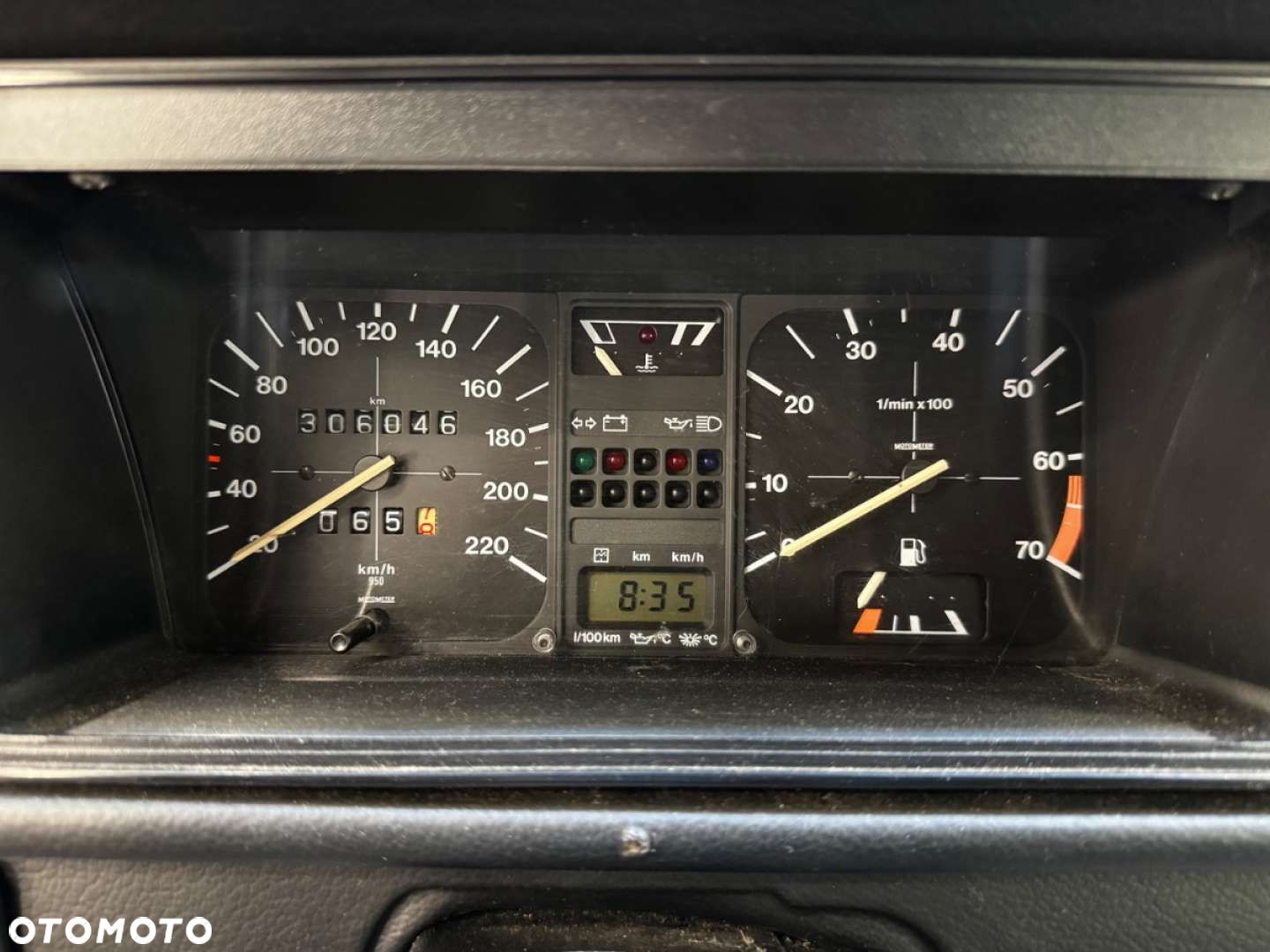 Volkswagen Golf - 23