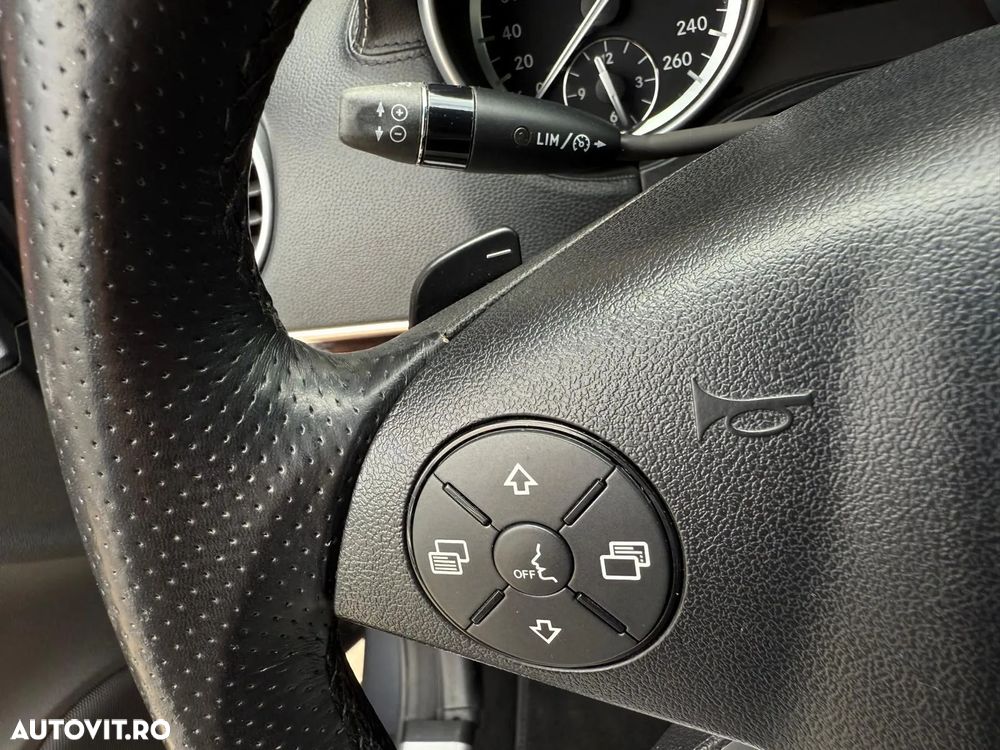 Mercedes-Benz ML 300 CDI BlueEfficiency Aut - 20