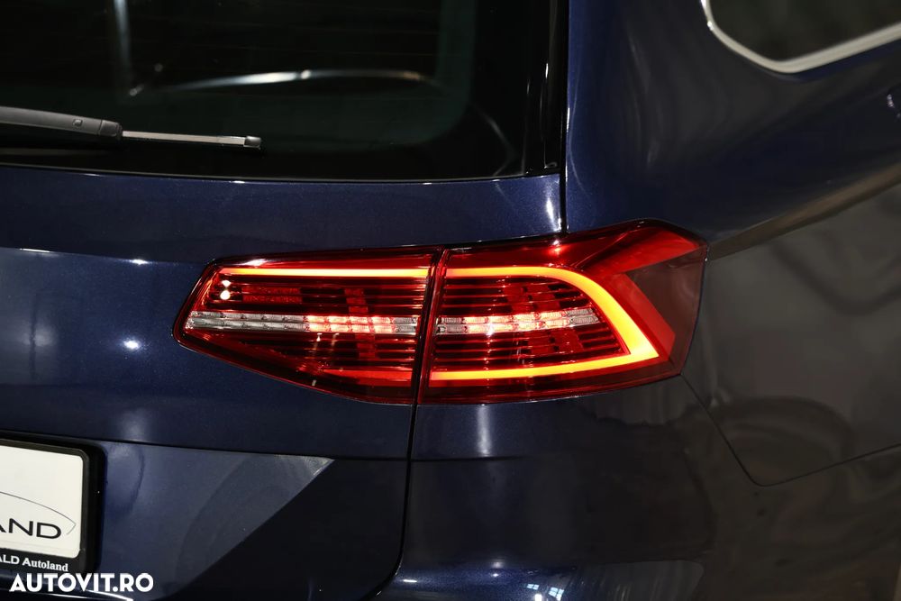 Volkswagen Passat 2.0 TDI DSG (BlueMotion Technology) Highline - 36