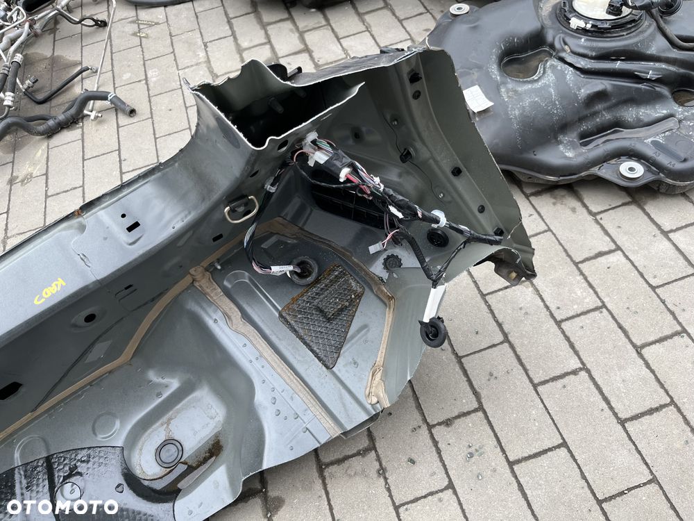Pas tylny ćwiartka Renault Kadjar - 8