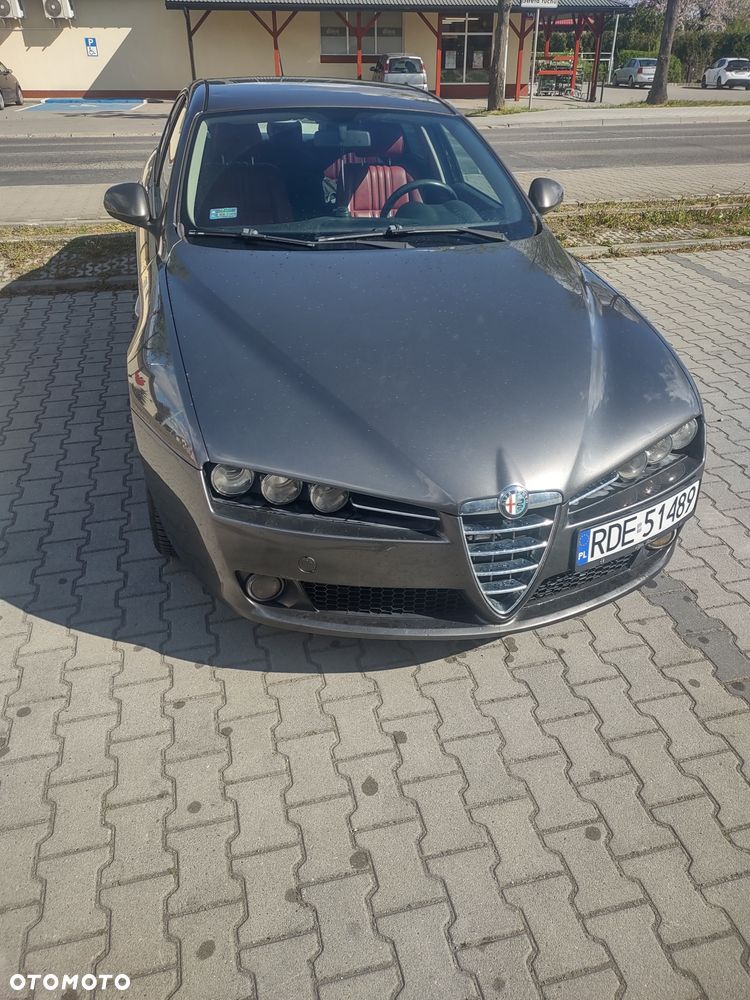 Alfa Romeo 159 - 2