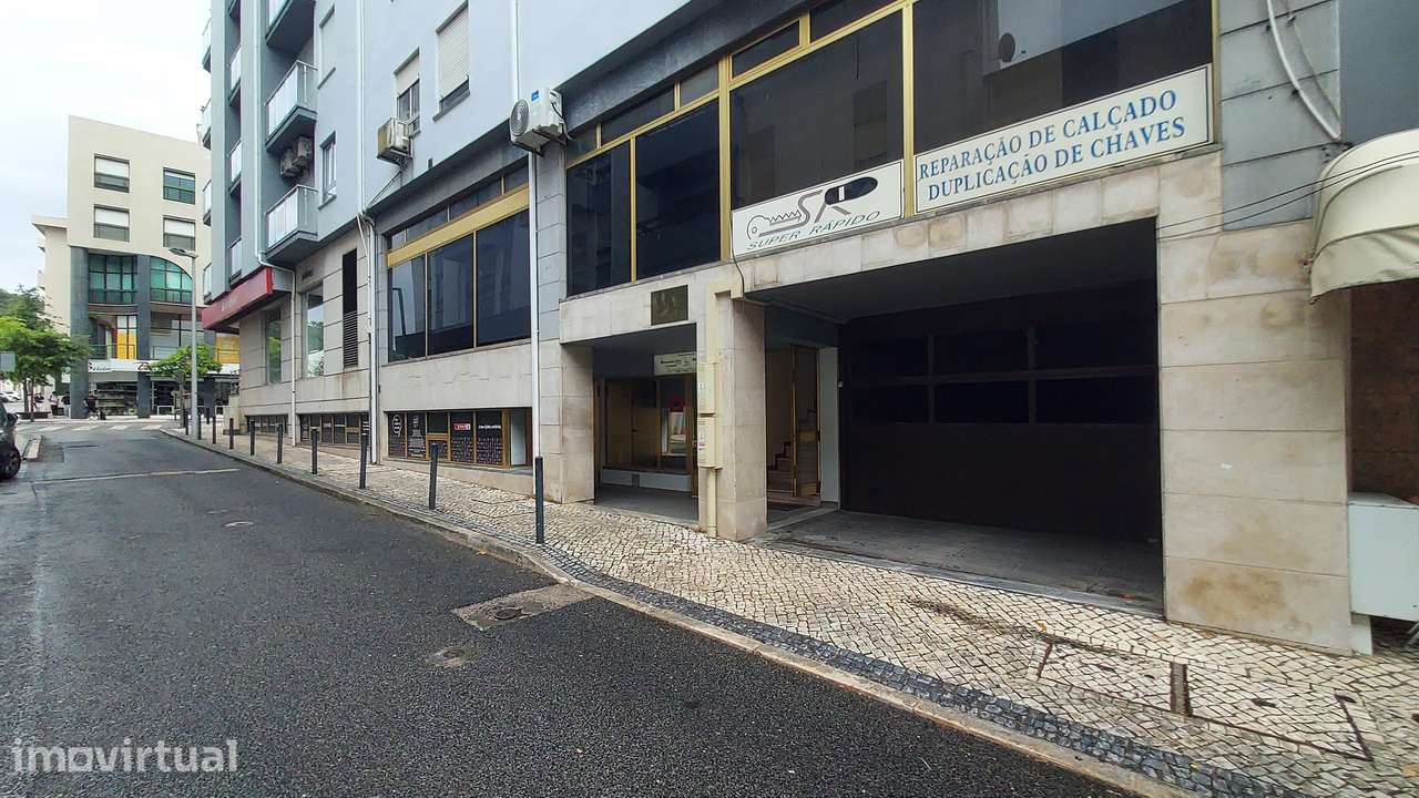 Garagem privada  - Centro de Ourém - Grande imagem: 5/8