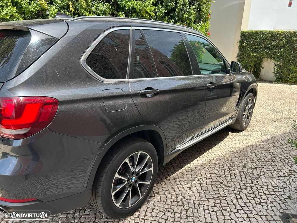 BMW X5 25 d sDrive Comfort 7L - 6