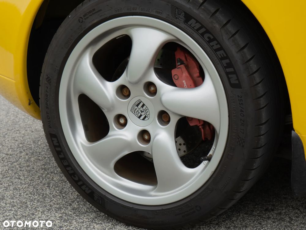 Porsche Boxster - 12