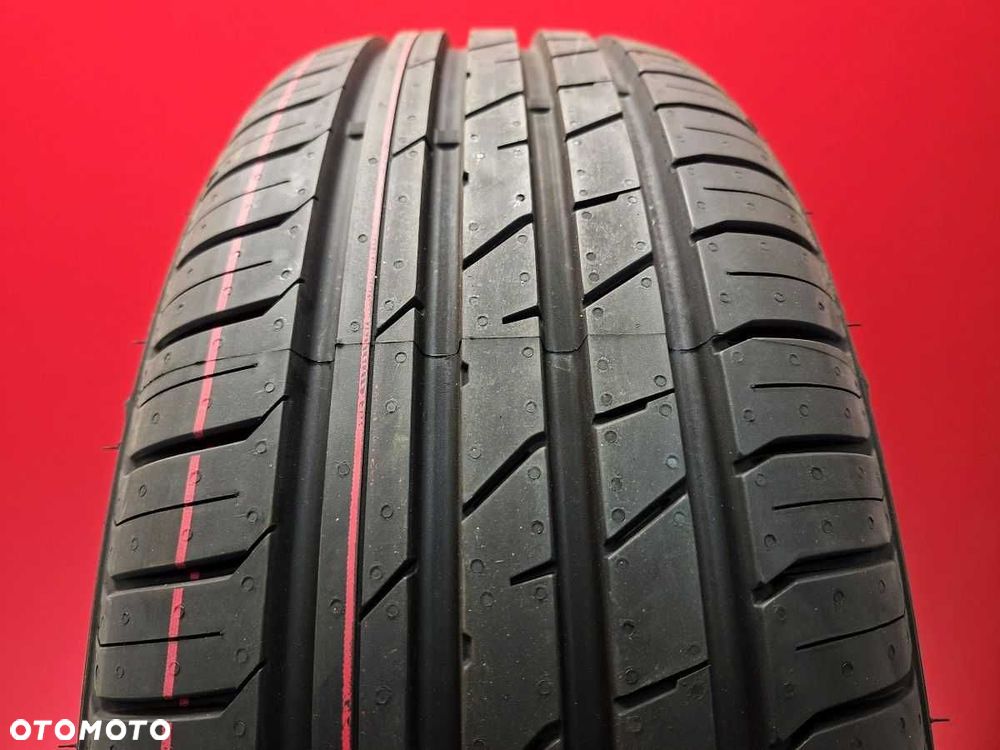 215/65 R16 98 V Nowe letnie opony Ceat Securadrive - 2