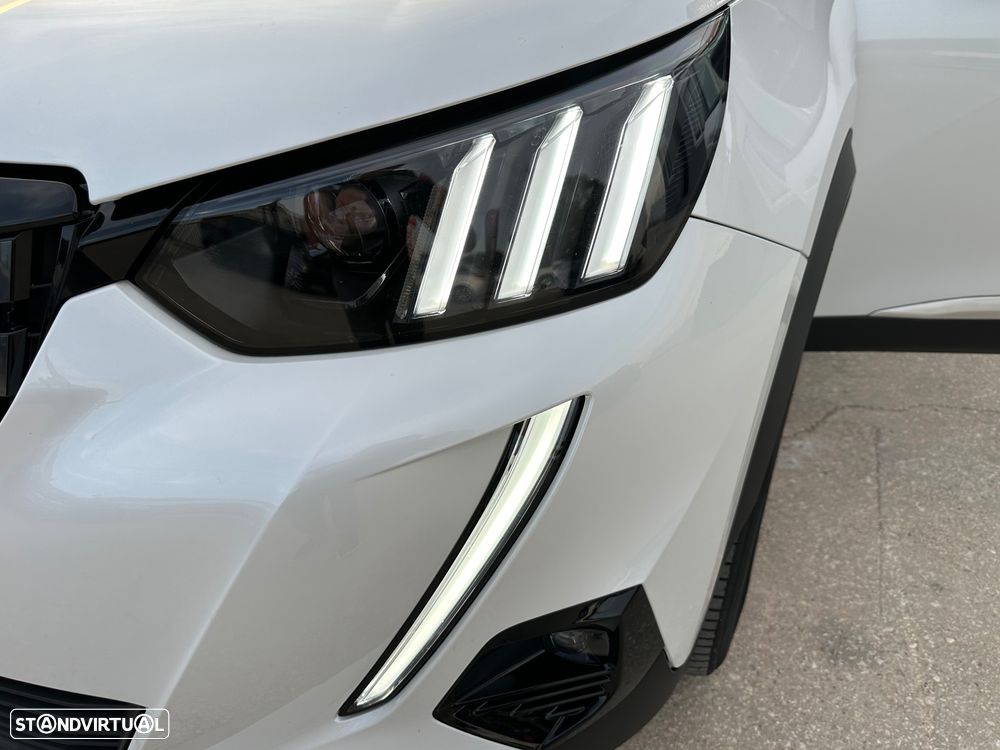 Peugeot 2008 1.2 PureTech GT Line - 20