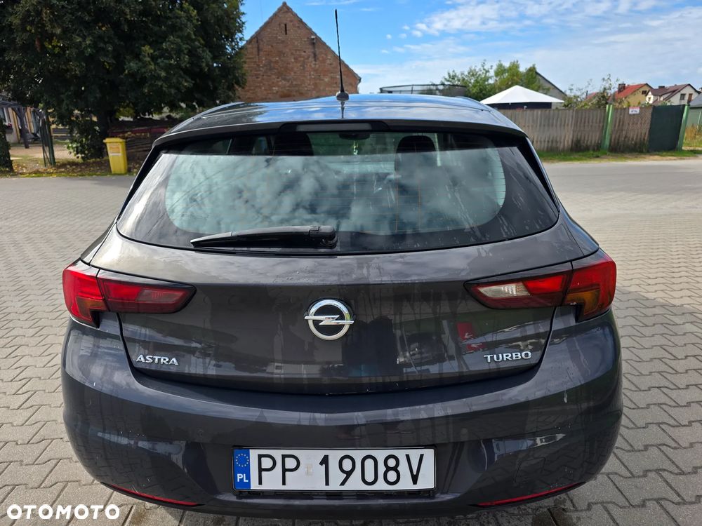 Opel Astra - 4