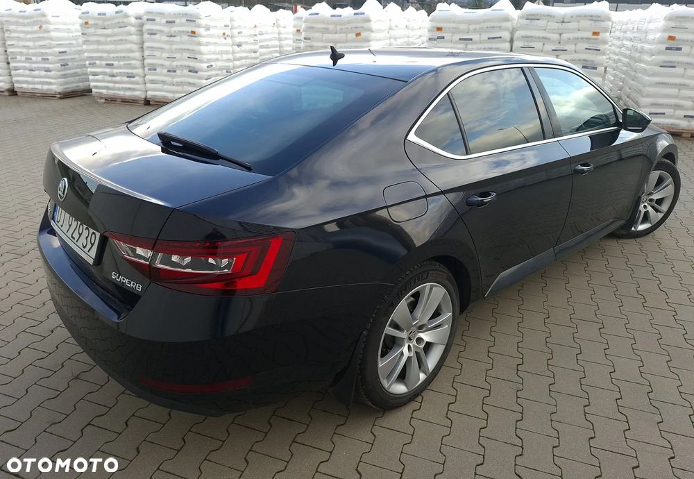 Skoda Superb 2.0 TDI Style - 7