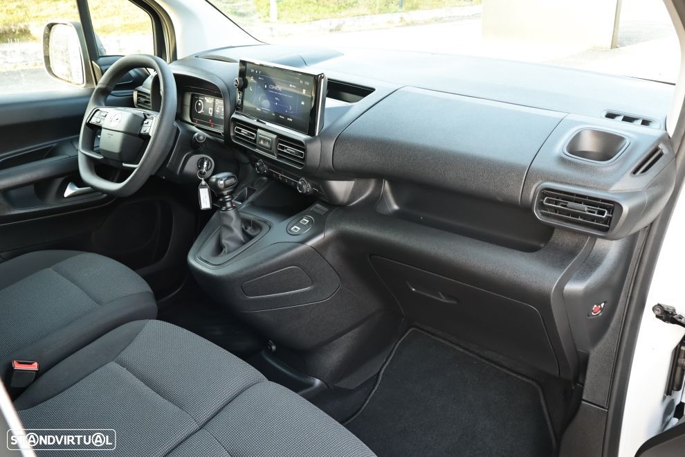 Opel Combo Cargo 1.5 D - 10