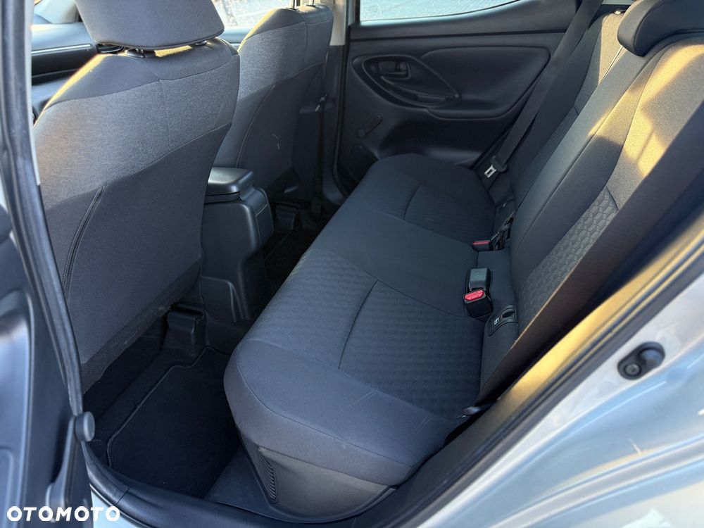 Toyota Yaris - 11