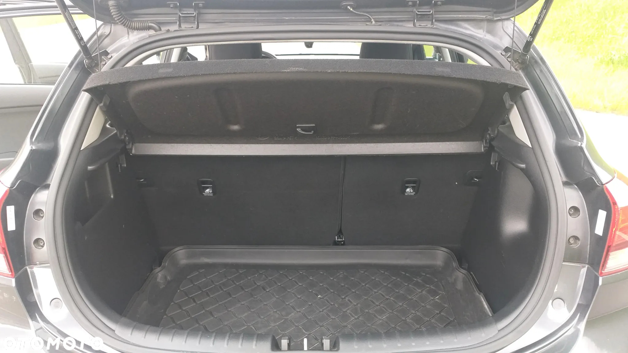 Kia Rio 1.2 M - 7