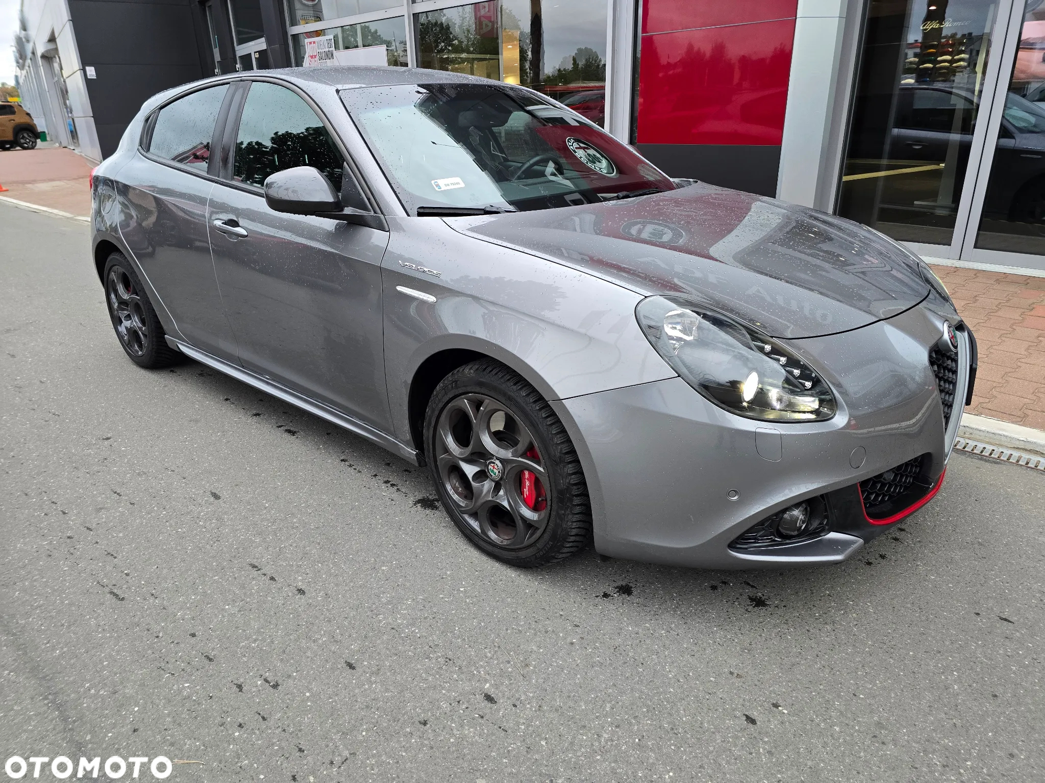 Alfa Romeo Giulietta 1750 TBi Veloce TCT - 2