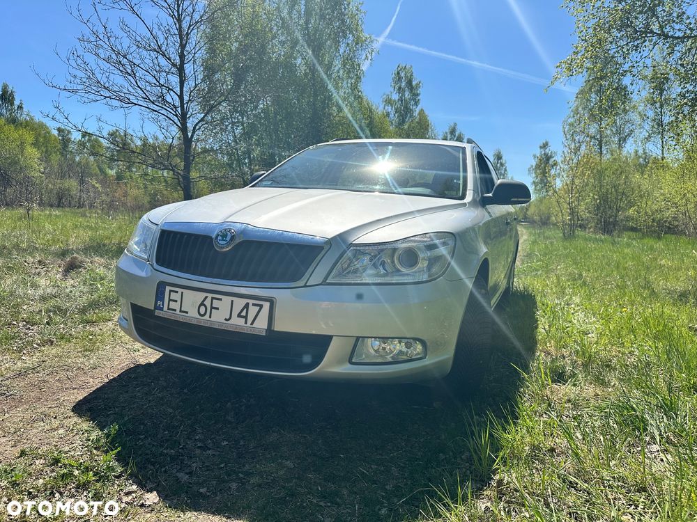 Skoda Octavia 1.6 Combi - 1