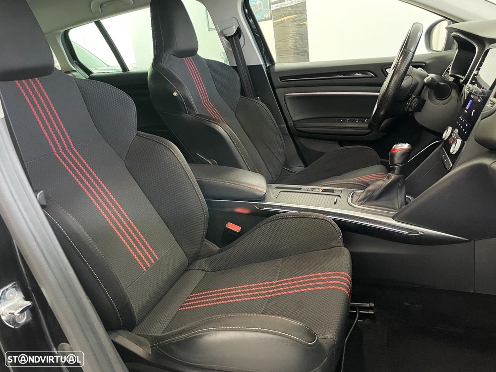 Renault Mégane Sport Tourer ver-1-5-blue-dci-r-s-line - 10