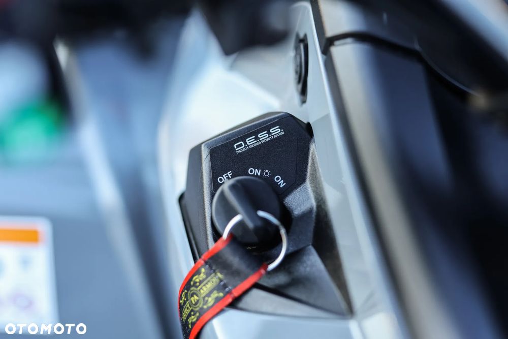 Can-Am Outlander - 18