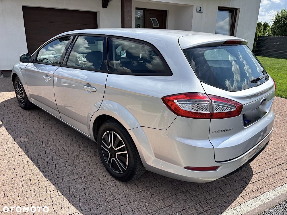 Ford Mondeo 2.0 TDCi Titanium - 9