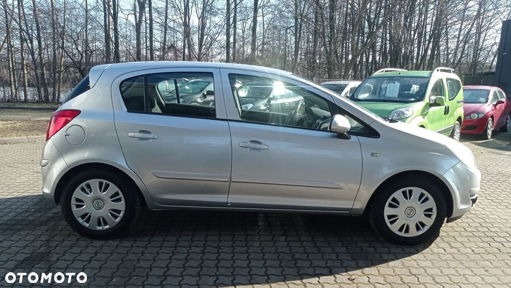 Opel Corsa 1.2 16V Enjoy - 22