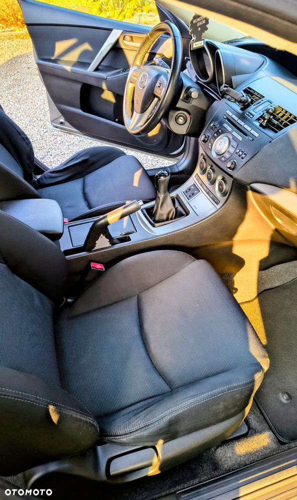 Mazda 3 1.6 MZR Active - 11