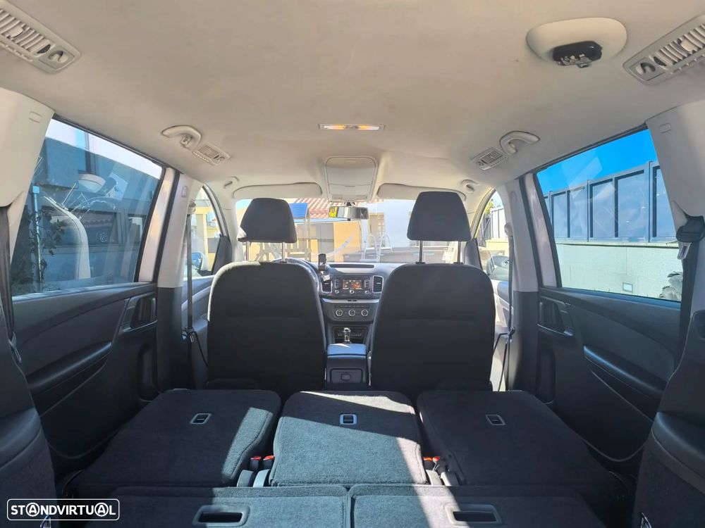 VW Sharan 2.0 TDI Confortline - 14