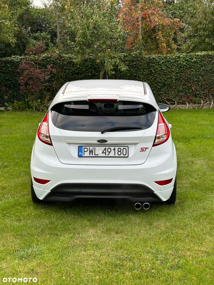Ford Fiesta 1.0 EcoBoost Titanium - 6