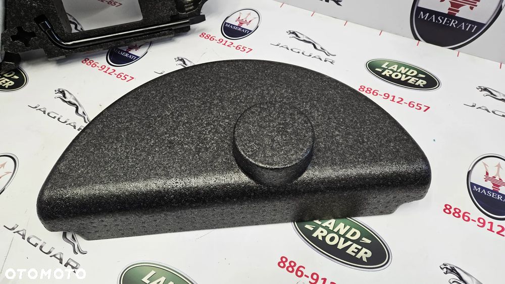 Jaguar XJ 351 LIFT 2015-2019 Wypełnienie bagażnika Wkład koła zapasowego Styropian GW93-17B043-AA  Narzędzia Lewarek Hak Wkrętka - 7