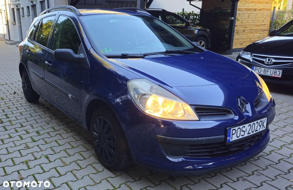 Renault Clio - 2