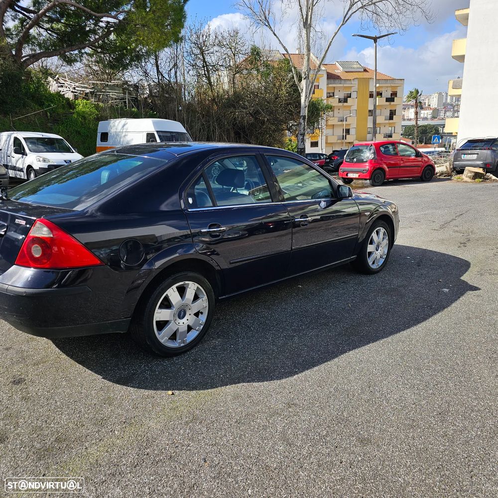 Ford Mondeo 2.0 TDCI Ghia Executive - 5