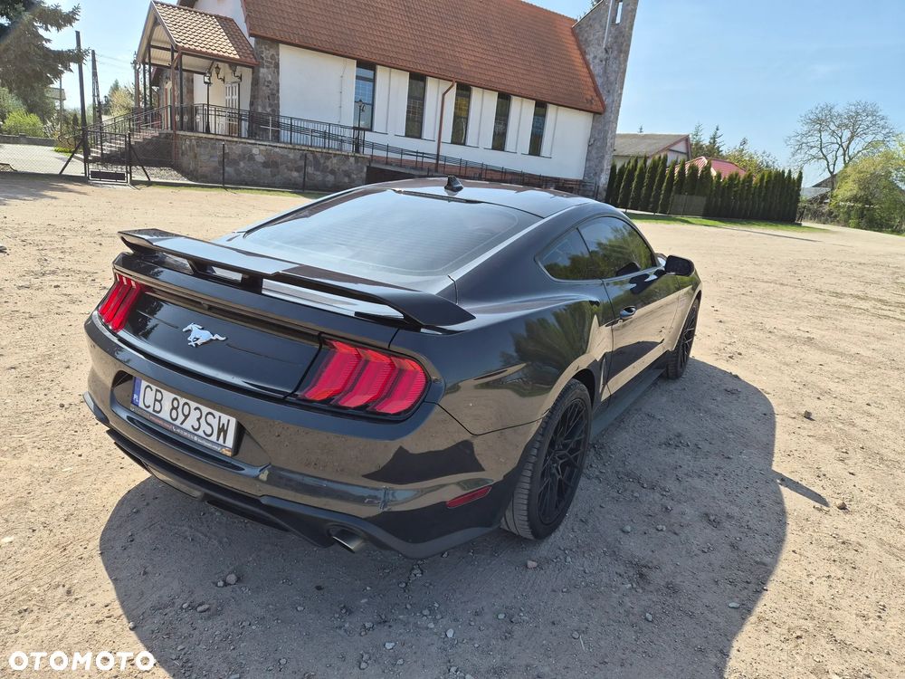 Ford Mustang - 15
