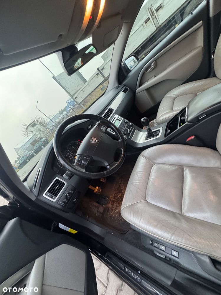 Volvo V70 2.0D Summum - 4