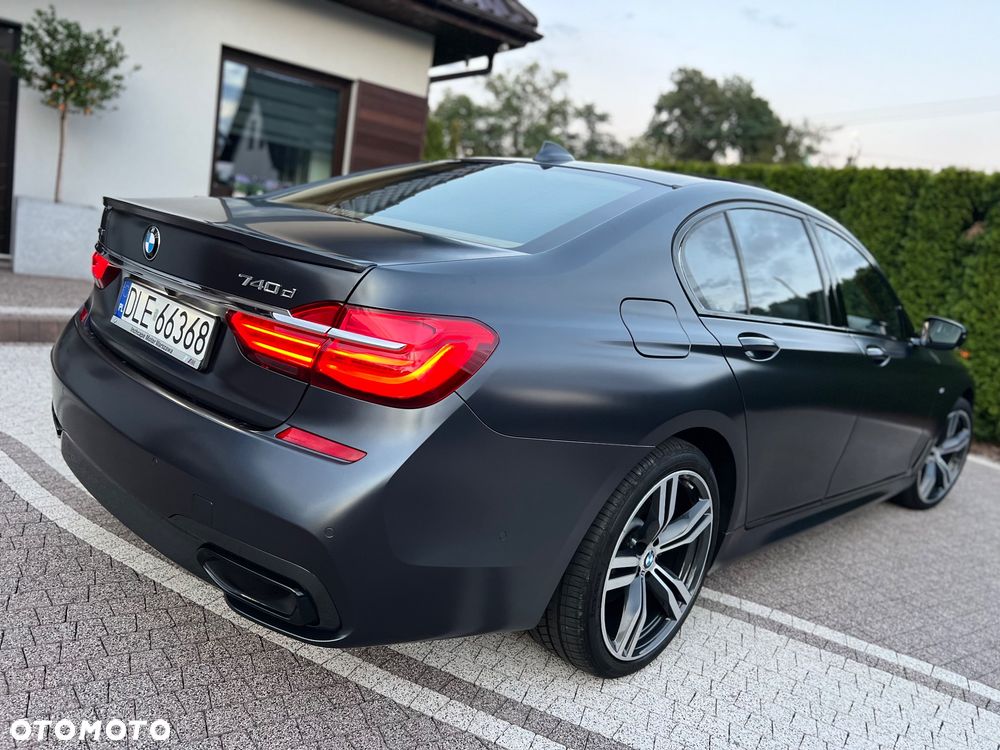 BMW Seria 7 740d xDrive - 22