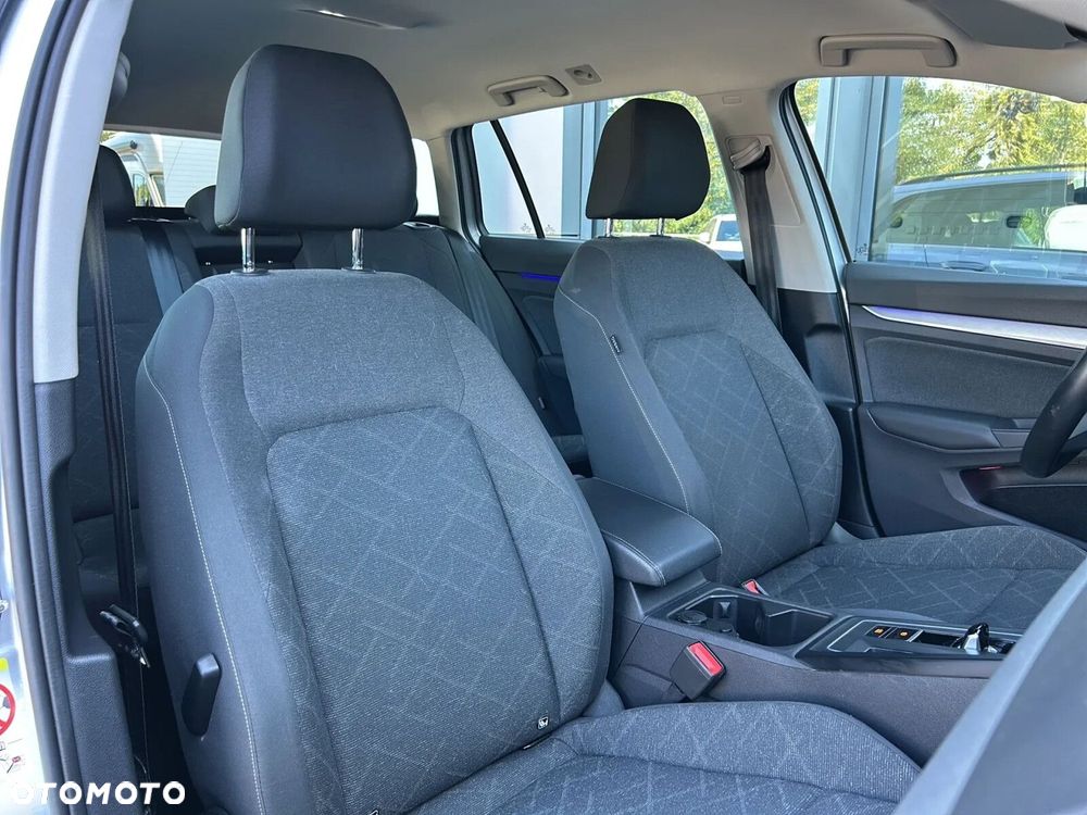 Volkswagen Golf Variant 1.5 eTSI EVO Life DSG - 18