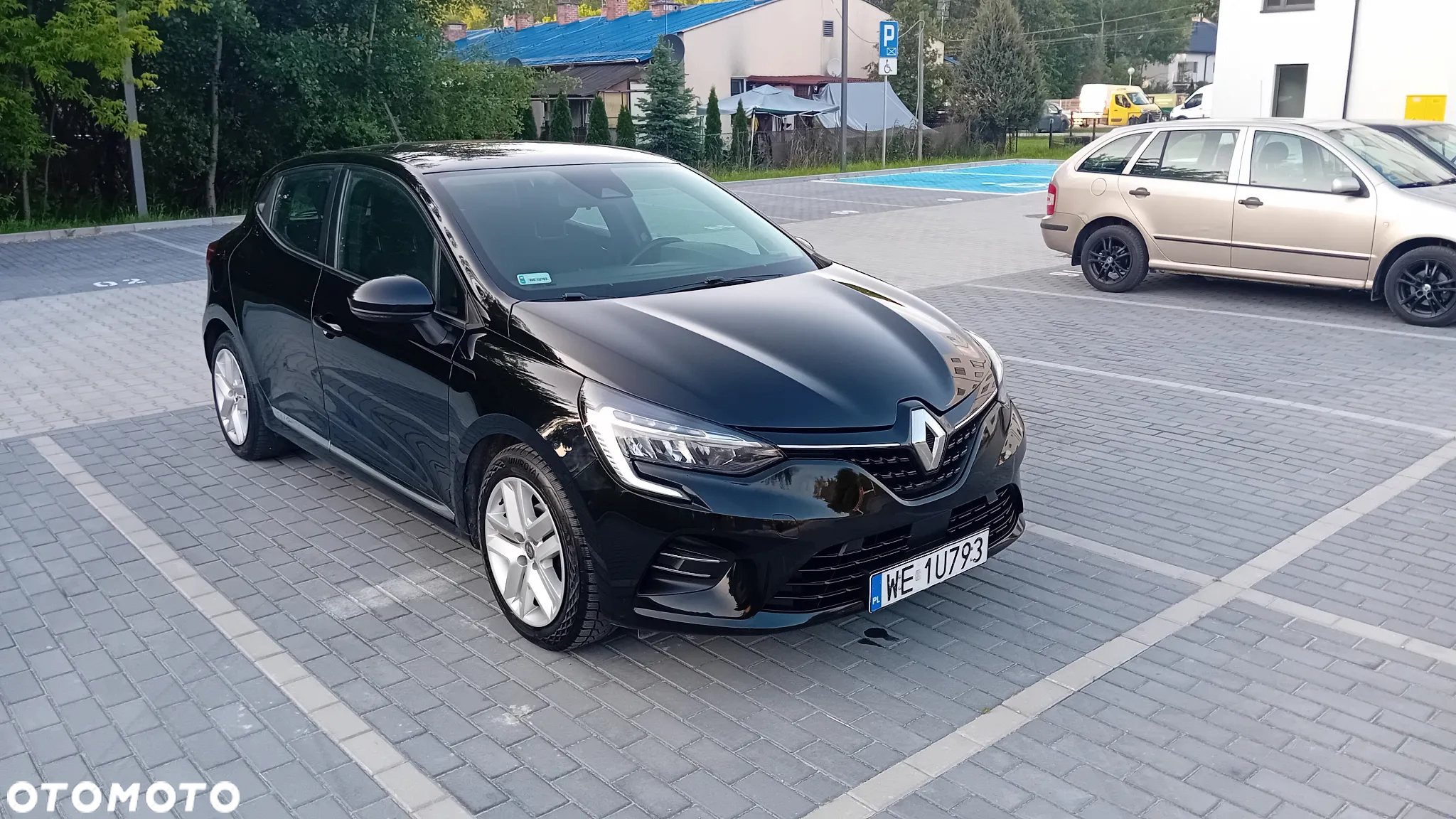 Renault Clio 1.0 TCe Zen - 12