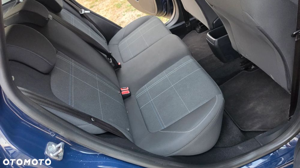 Ford Fiesta 1.5 TDCi S&S TREND - 19