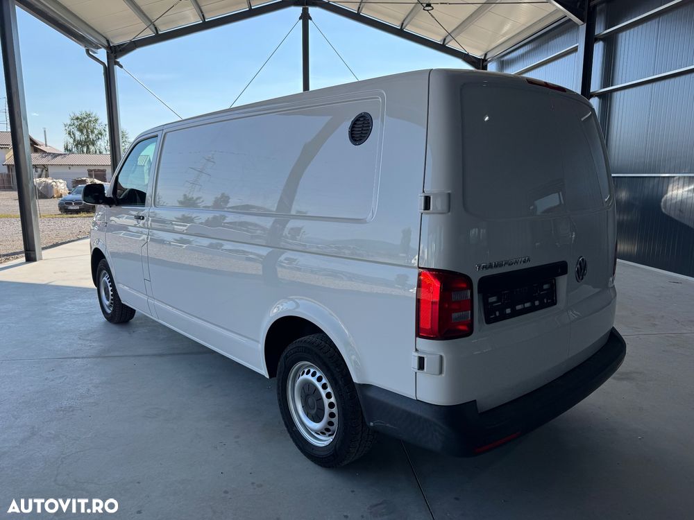 Volkswagen Transporter - 4