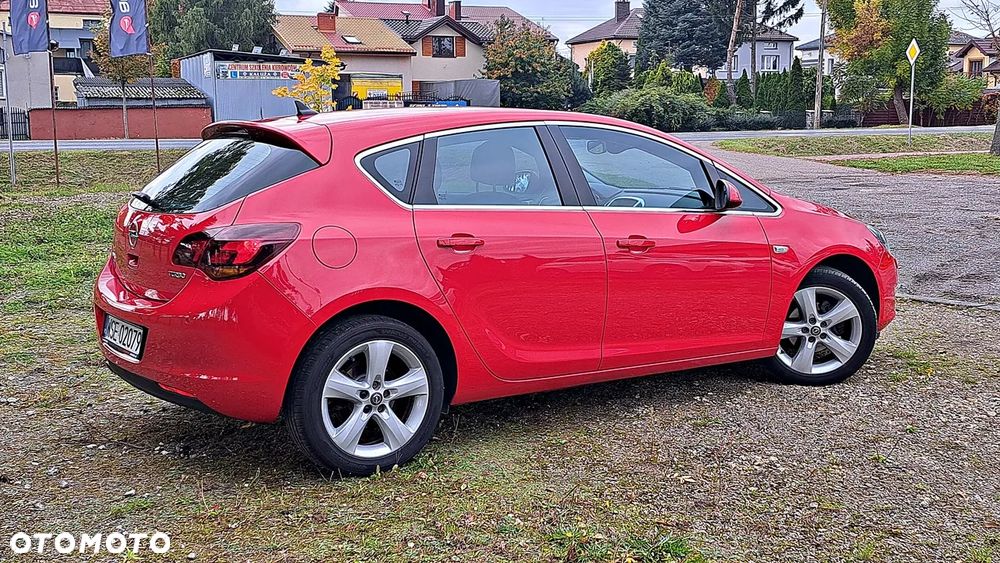 Opel Astra 1.4 Turbo Cosmo - 16