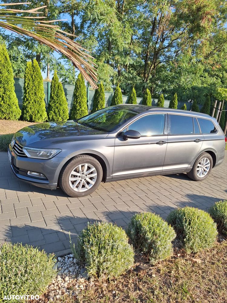 Volkswagen Passat 1.6 TDI Comfortline - 11
