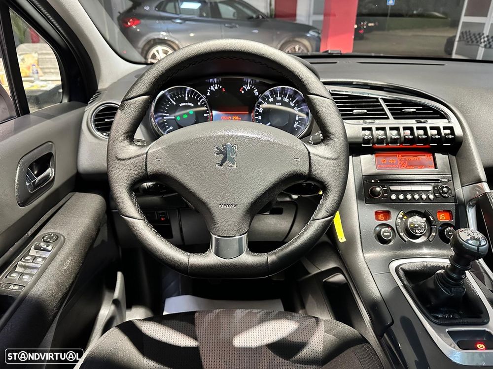 Peugeot 3008 1.6 HDi Executive - 6