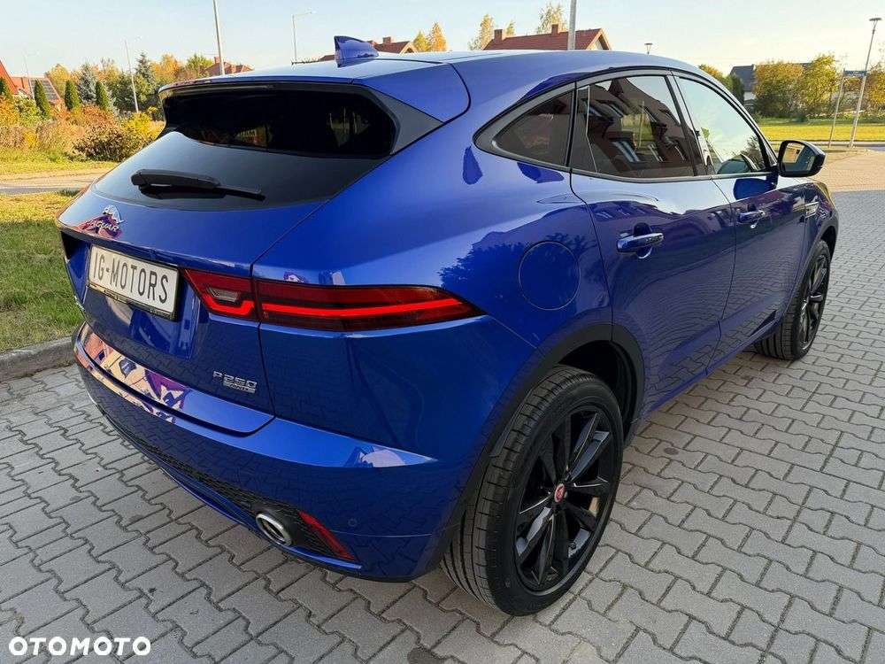 Jaguar E-Pace 2018 photo 4