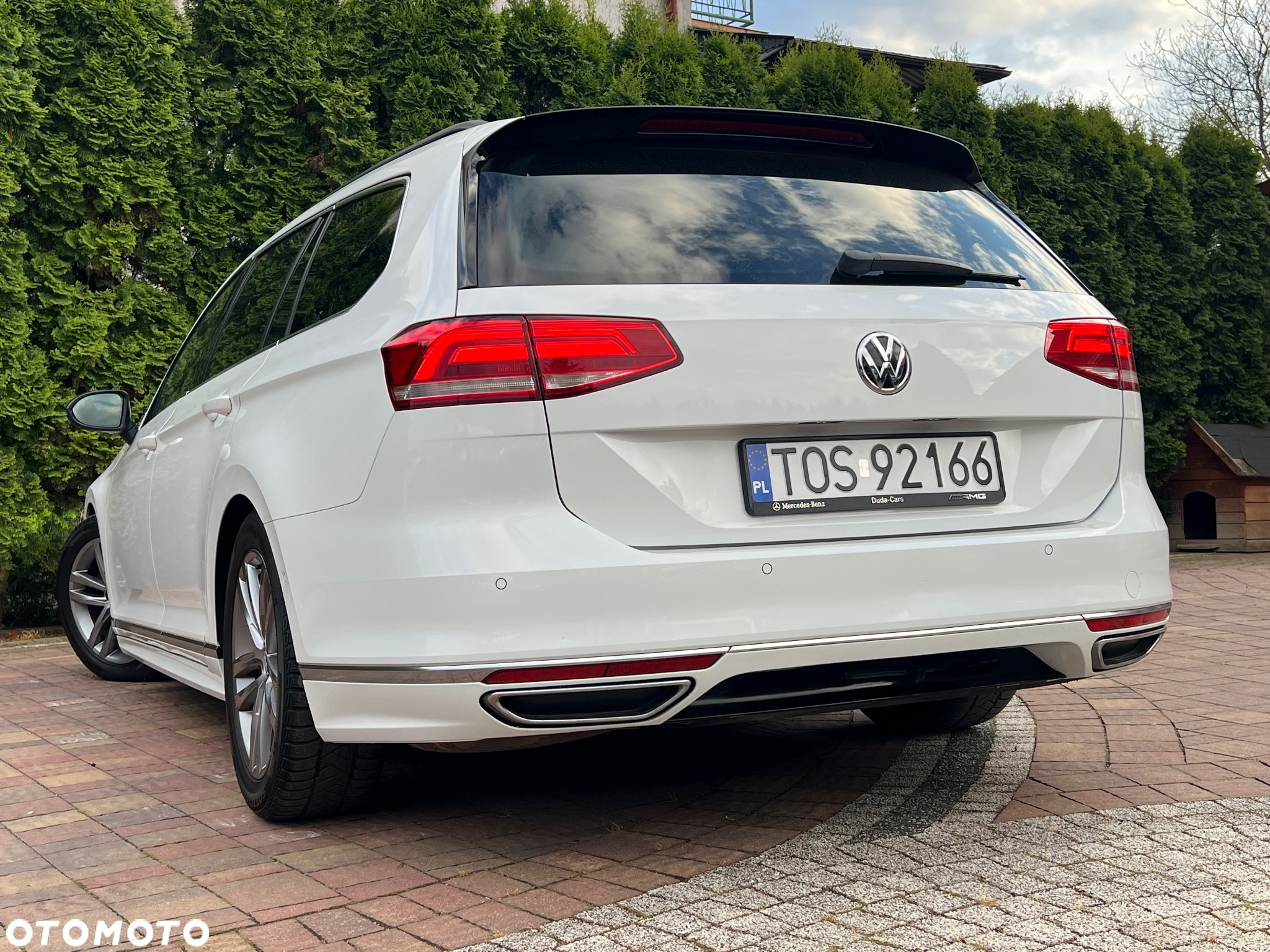 Volkswagen Passat - 14
