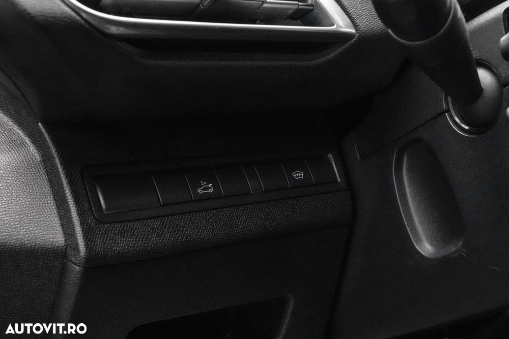 Peugeot 3008 2.0 BlueHDI S&S EAT8 GT - 29