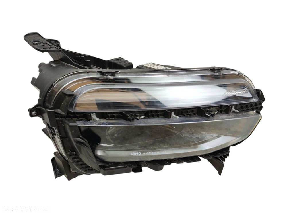 LAMPA PRAWY PRZÓD JEEP AVENGER (2022-) 54 kWh 156KM 52218718 - 1