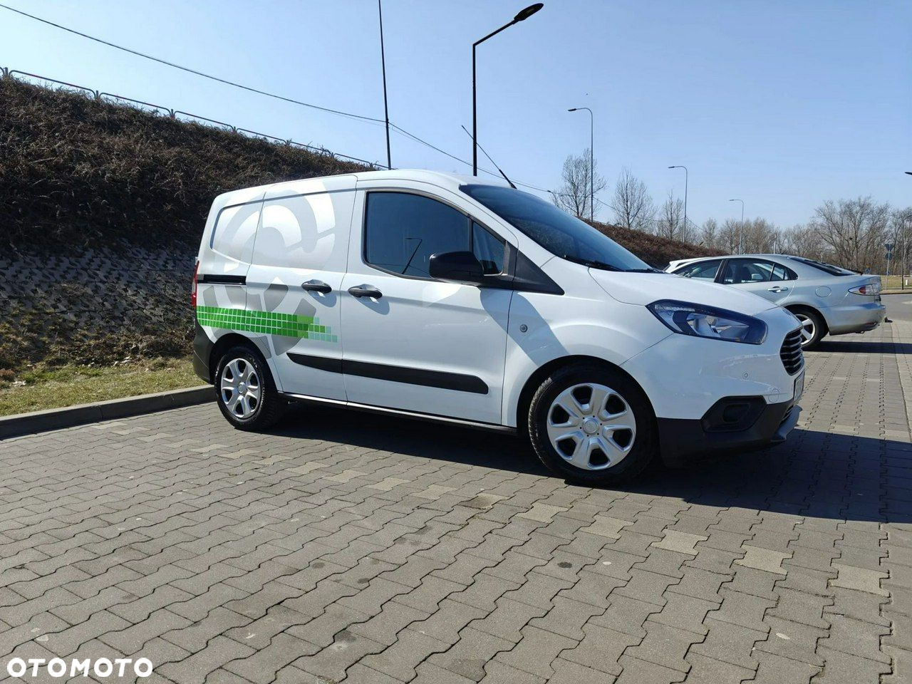 Ford Transit Courier 1.5 TDCi Trend - 22