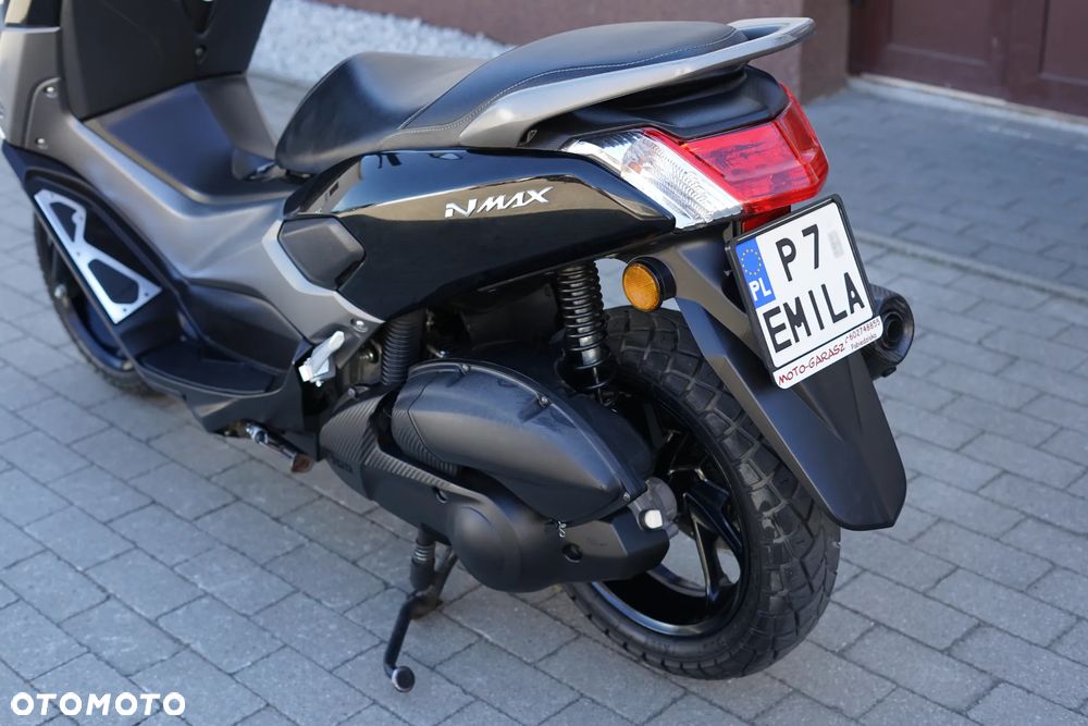 Yamaha NMAX - 23