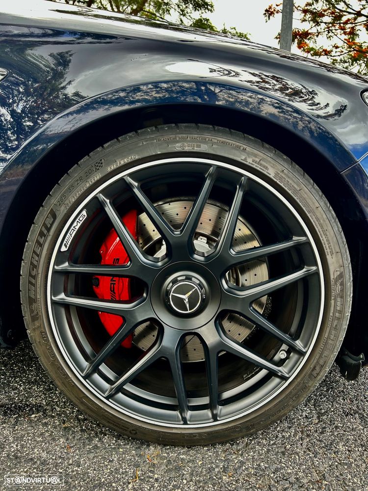 Mercedes-Benz E 63 AMG S 4Matic+ - 8