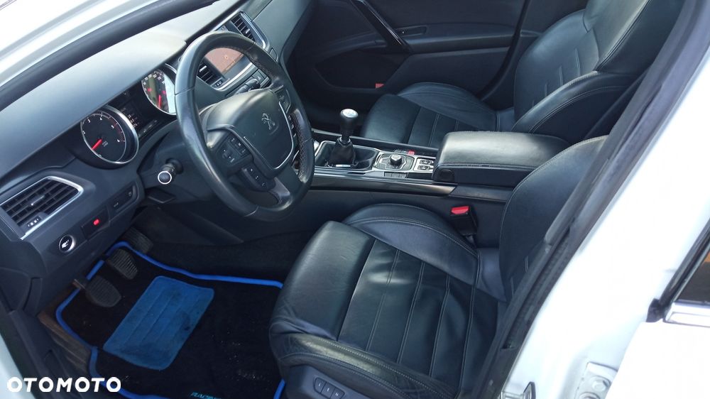 Peugeot 508 HDi FAP 165 Allure - 11