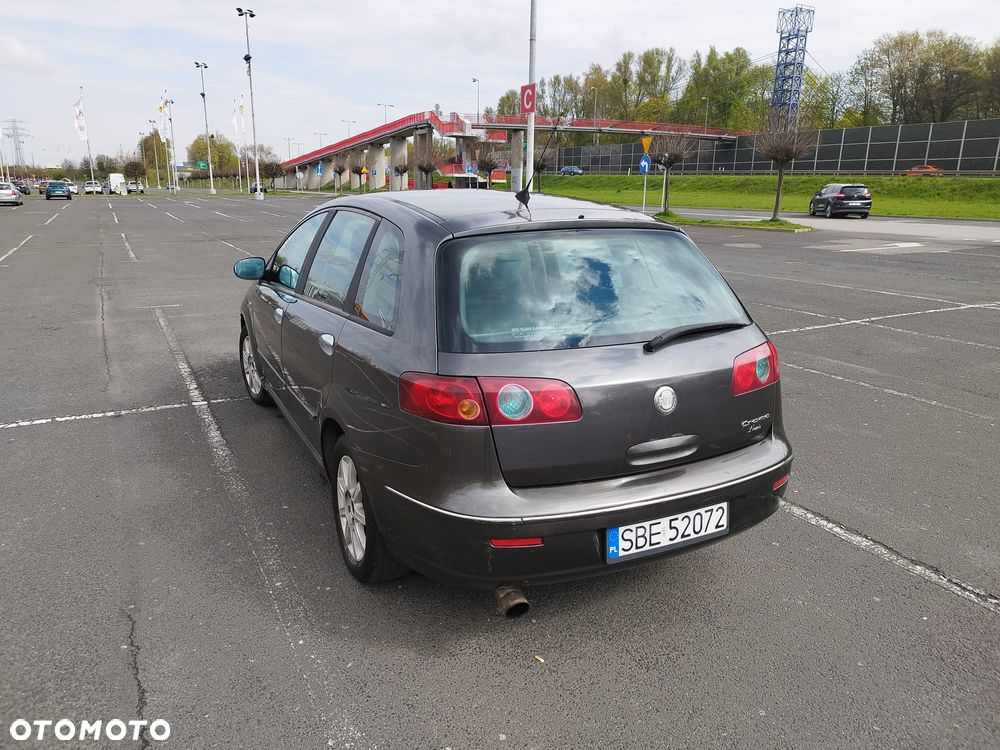 Fiat Croma 1.9 JTD Dynamic - 3